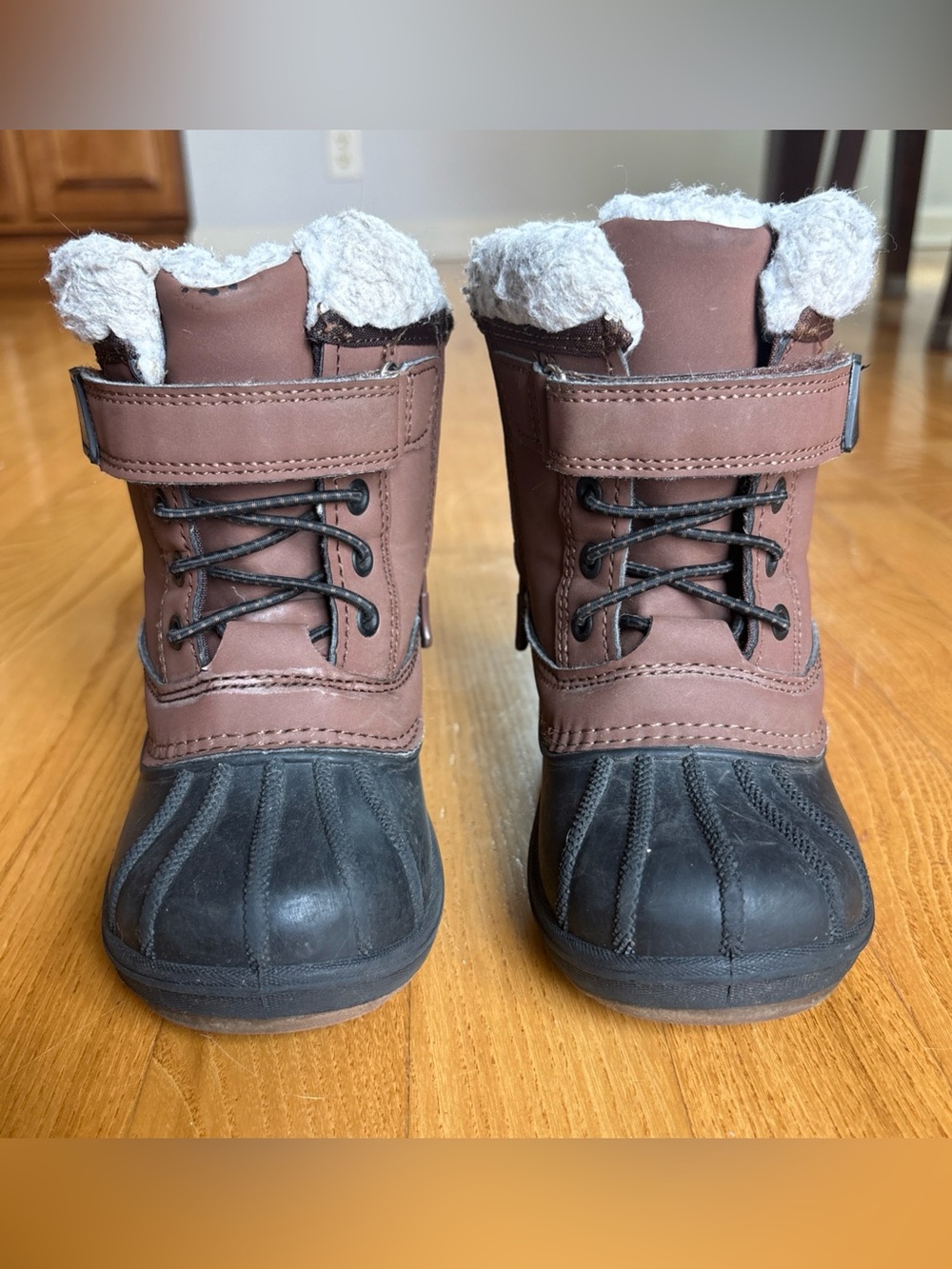 Cat & Jack Toddler snow boots Journey waterproof brown Black Winter Boys Size 8
